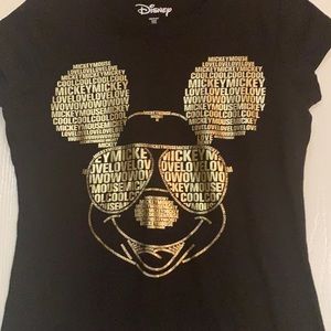 Disney Mickey Black with Gold Short Sleeve Tee Size M (7-9)